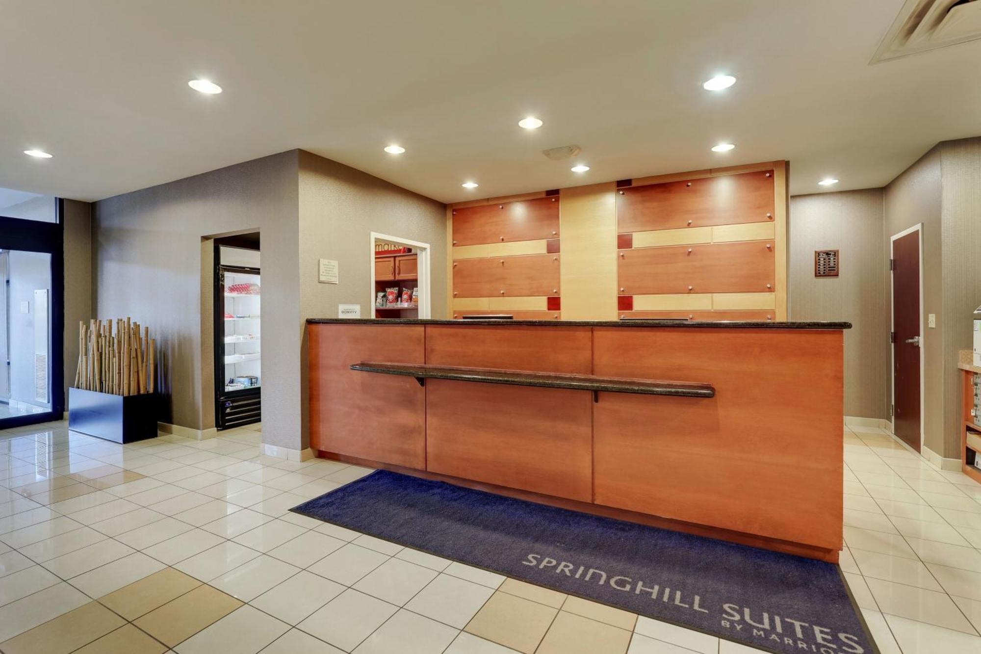 Springhill Suites Dayton South/Маямисбърг Екстериор снимка
